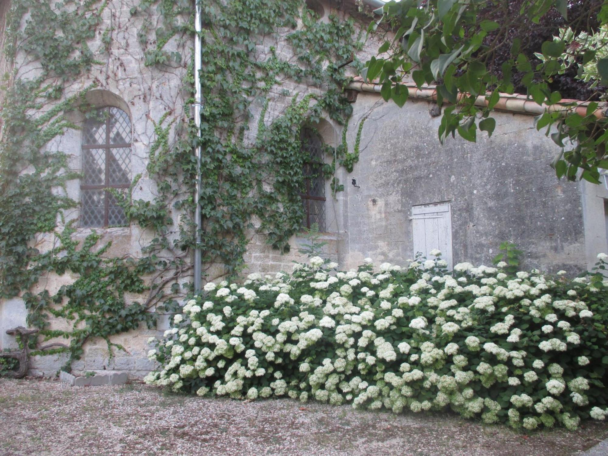 Chateau Des Monthairons Hotel Restaurant Gastromaison Spa Privatif Les Monthairons Esterno foto