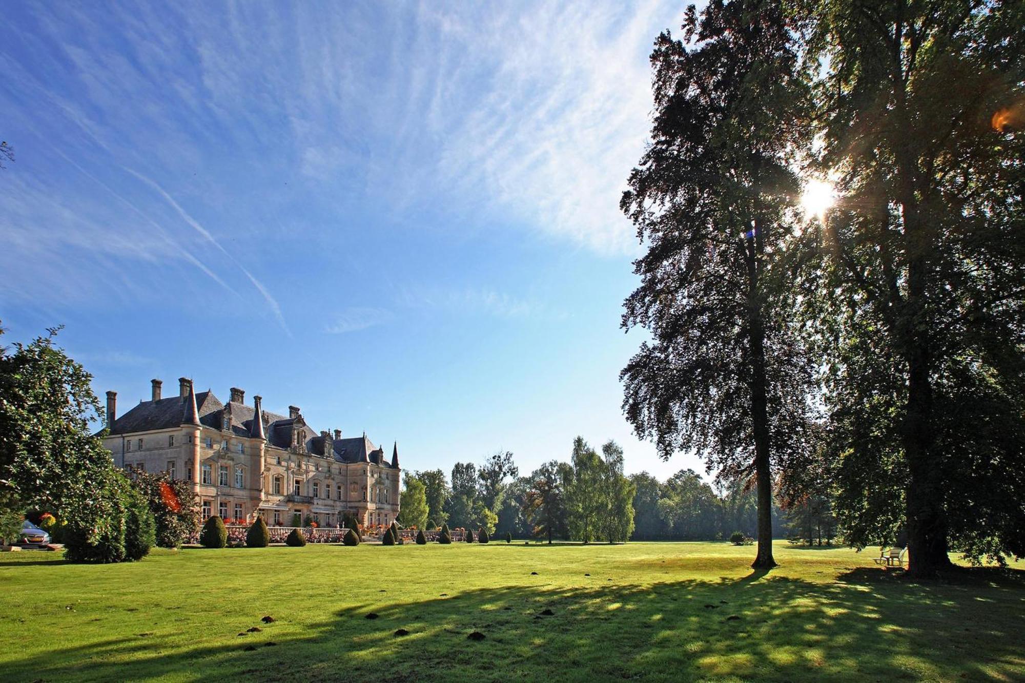 Chateau Des Monthairons Hotel Restaurant Gastromaison Spa Privatif Les Monthairons Esterno foto