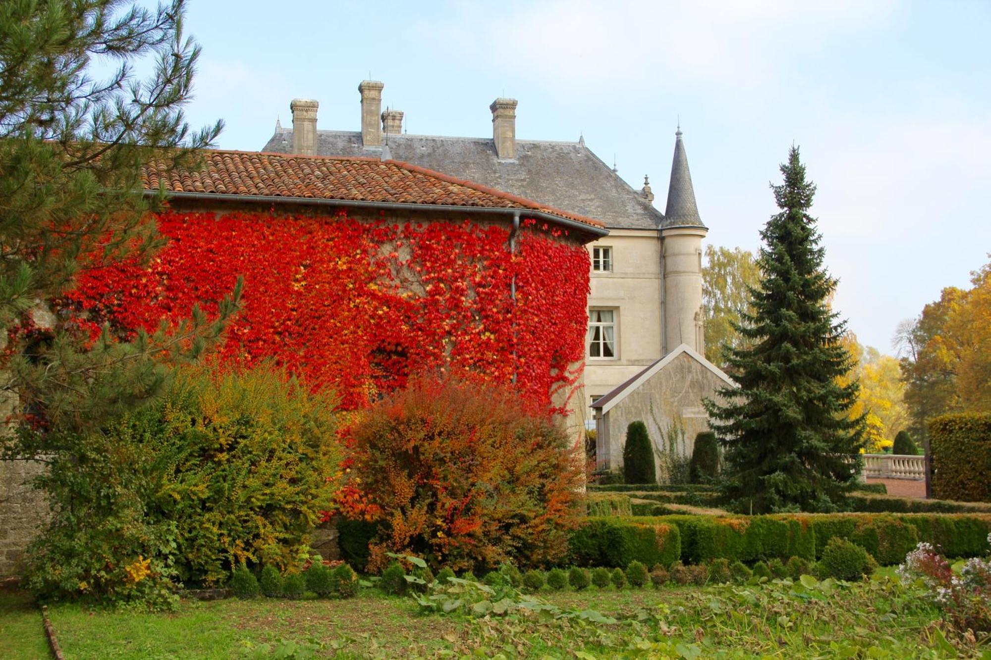 Chateau Des Monthairons Hotel Restaurant Gastromaison Spa Privatif Les Monthairons Esterno foto