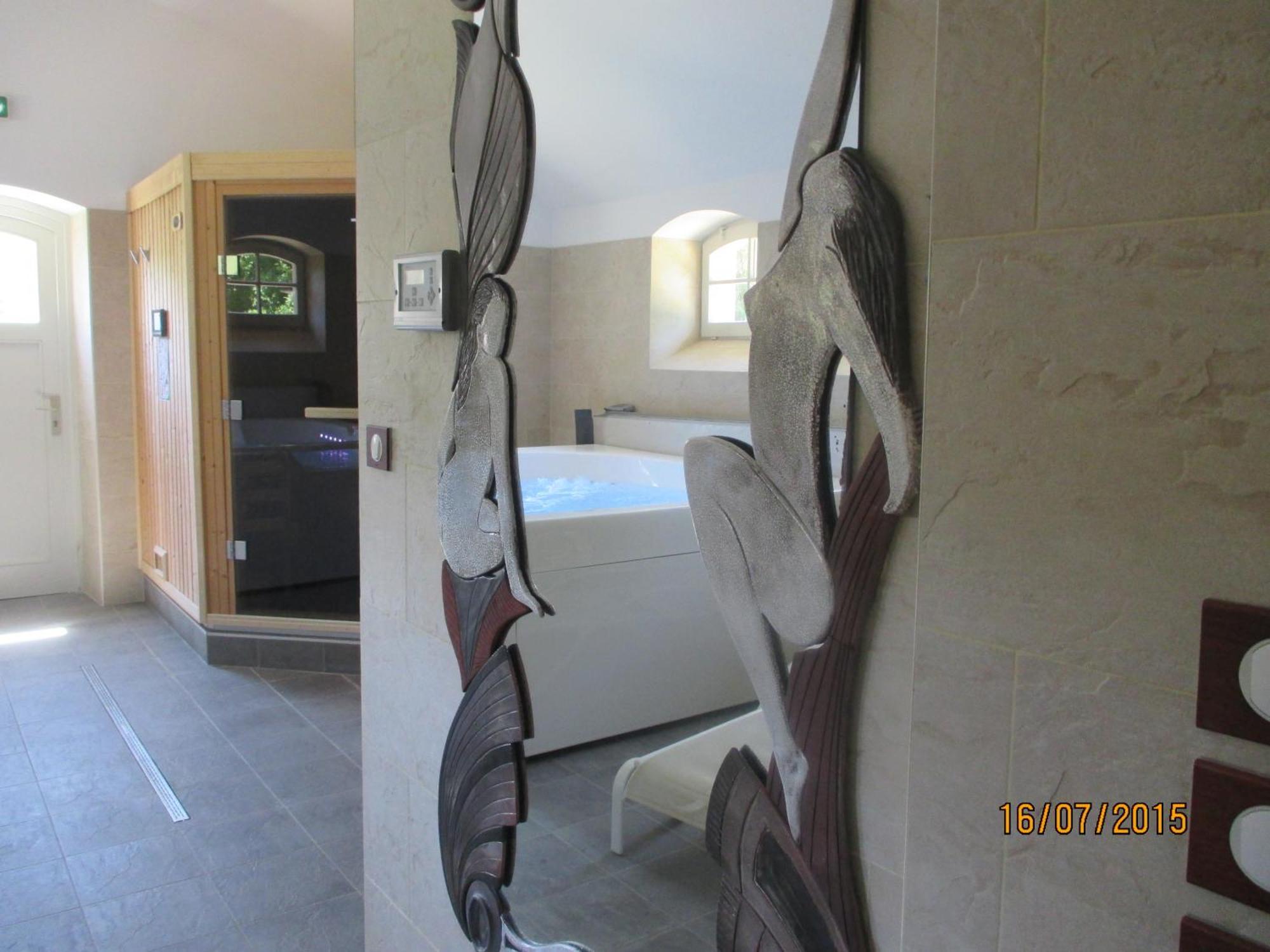 Chateau Des Monthairons Hotel Restaurant Gastromaison Spa Privatif Les Monthairons Esterno foto